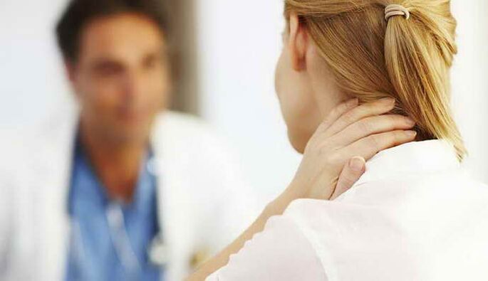 Appeal to a doctor if suspected osteochondrosis